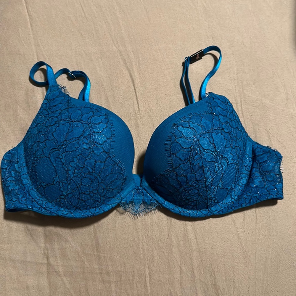 Victoria Secret Very Sexy Push Up Bra